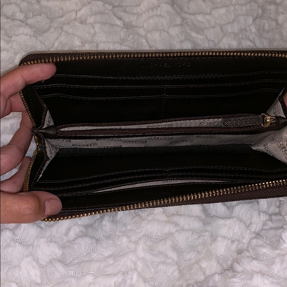 wallet - Picture 2 of 3
